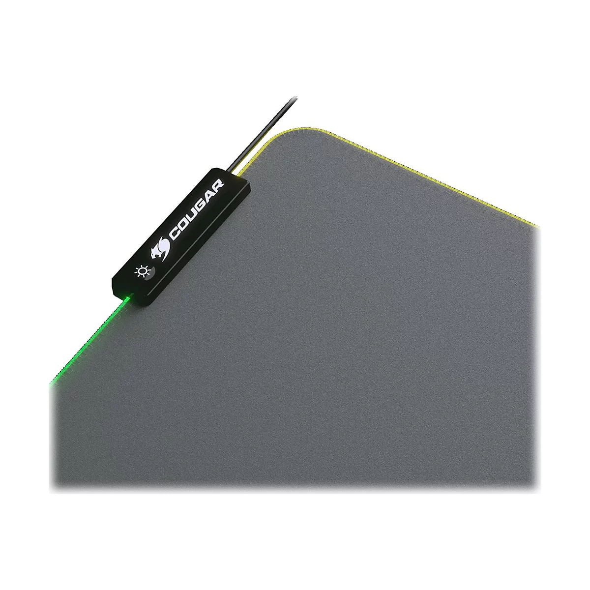 Graues Mauspad mit grüner Lichtleiste. Schwarzer Regler mit 'COUGAR'-Logo. Gelbe Kante.