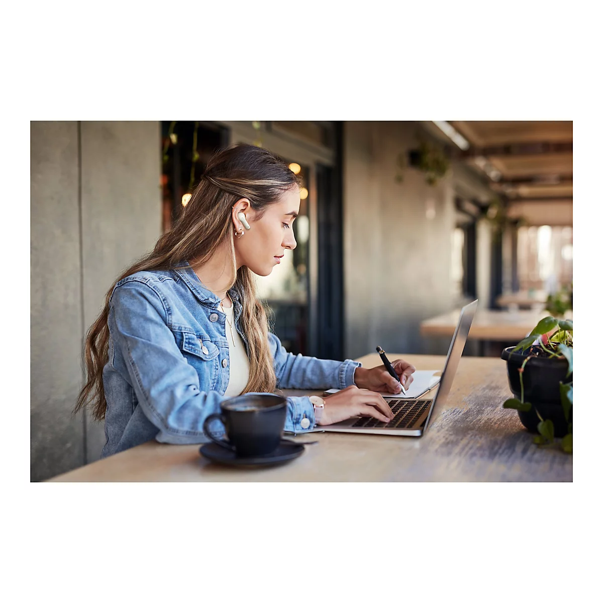 Creative Zen Air Plus - True Wireless-Kopfhörer mit Mikrofon - im Ohr - Bluetooth - aktive Rauschunterdrückung - Cremefarben