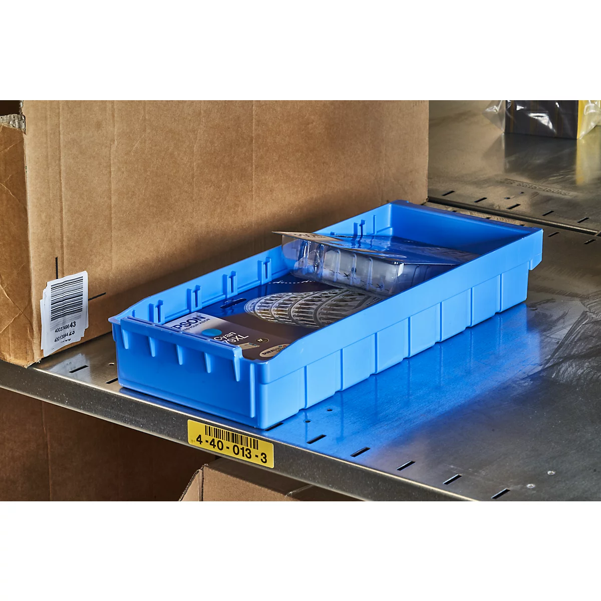 Cubo de estantería RK 400, poliestireno, L 408 x A 162 x H 66 mm, 8 compartimentos, para estanterías de 400 mm de profundidad, azul