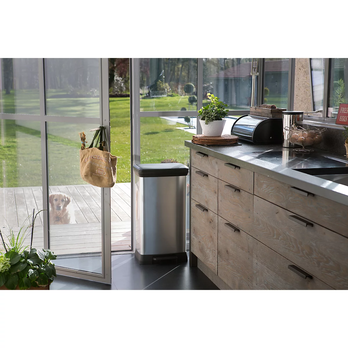 Curver Decobin Duo pedaalemmer, 2 x 23 liter, 70 % gerecycled kunststof, metaallook, B 390 x D 290 x H 720 mm, zilver/zwart