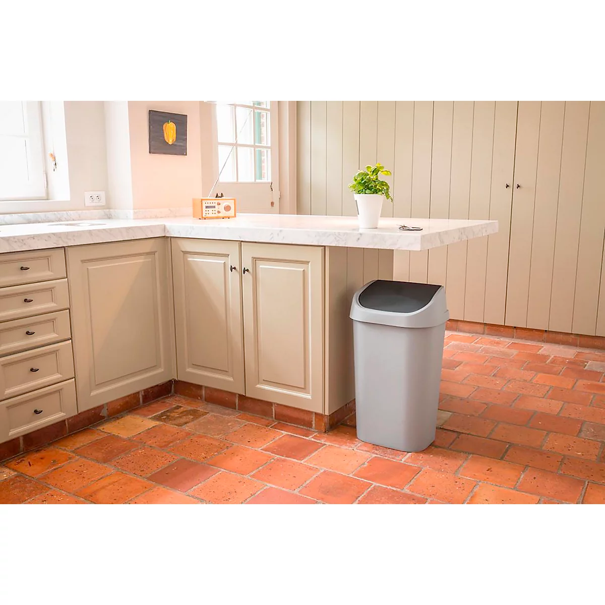 Curver Mistral afvalbak, klapdeksel, 100 % gerecycled kunststof, 25 of 50 liter, verschillende kleurencombinaties