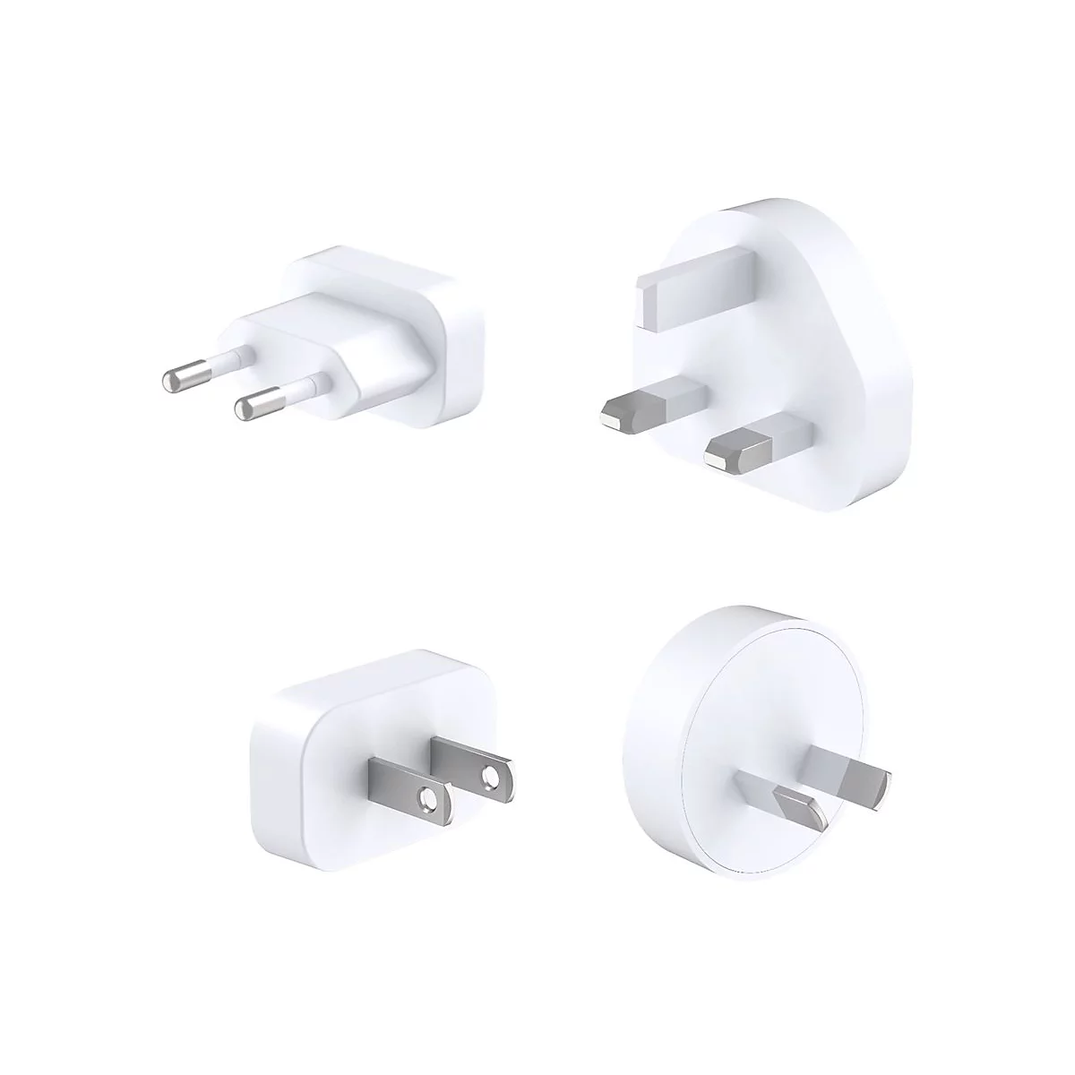 Vier weiße Stecker verschiedener Formen und Pins auf weißem Hintergrund.