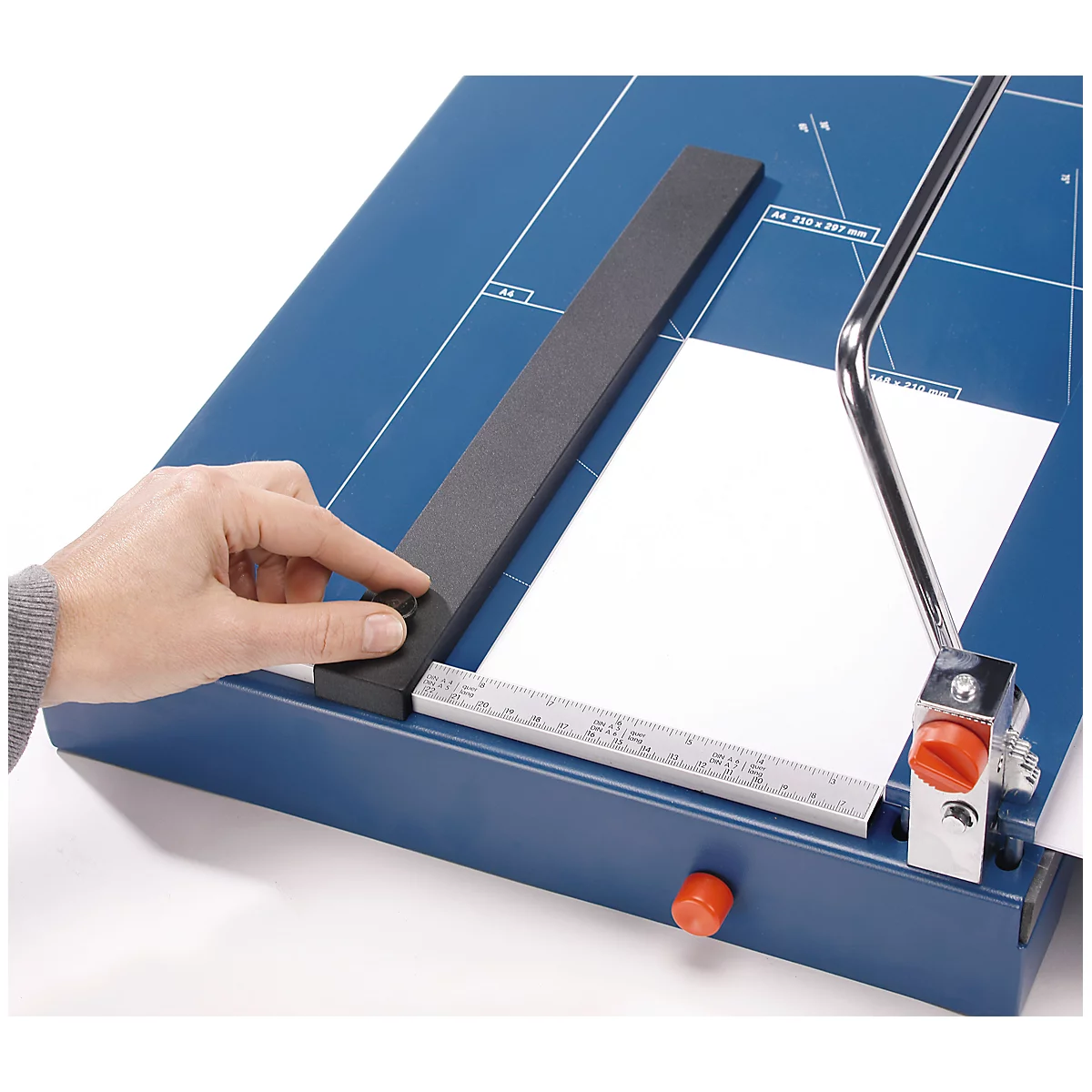 Dahle Schneidemaschine 567, für 35 Blatt, Schnittlänge 550 mm, Schnitthöhe 3,5 mm