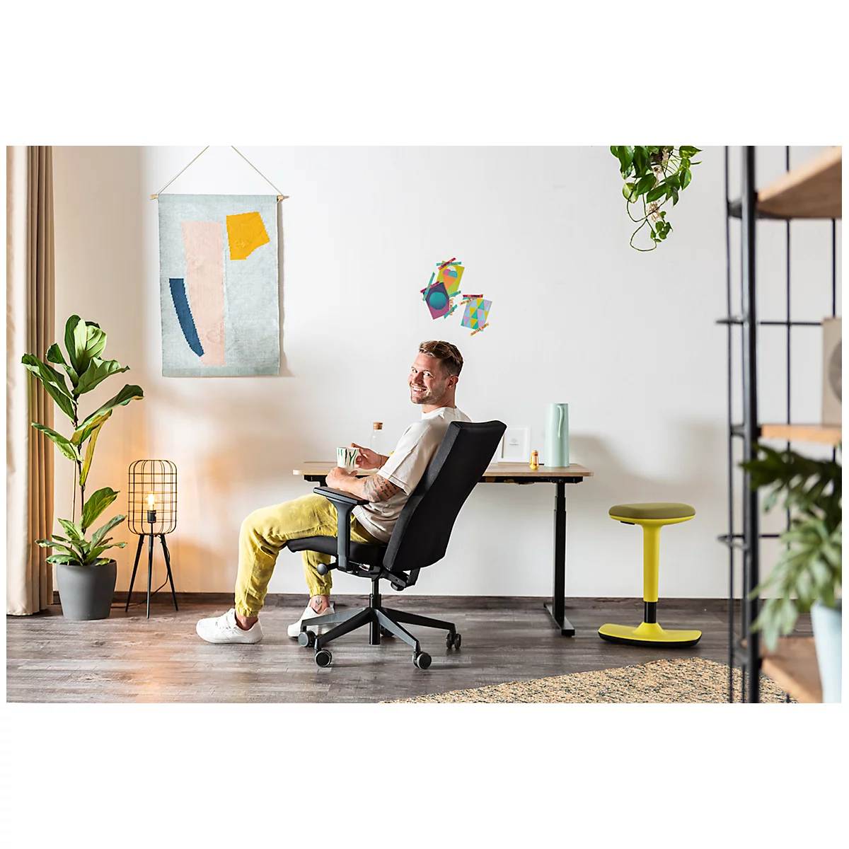 Dauphin Bürostuhl to-strike work comfort pro, mit Armlehnen, Synchronmechanik, Muldensitz, schwarz