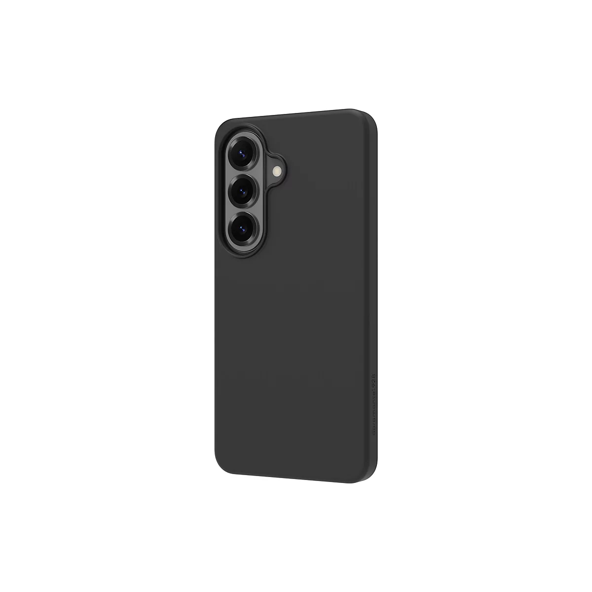 Coque de smartphone noire avec trois ouvertures pour appareil photo sur fond blanc.