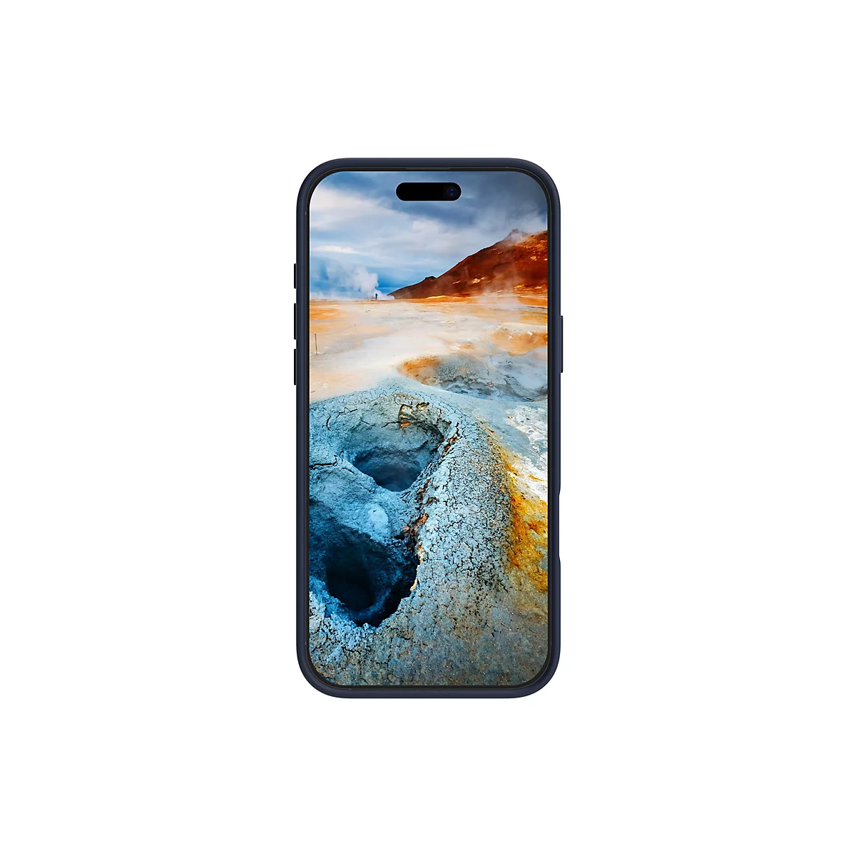 Smartphone bleu foncé affichant un paysage de sources thermales fumantes. Une personne est visible à l'horizon.