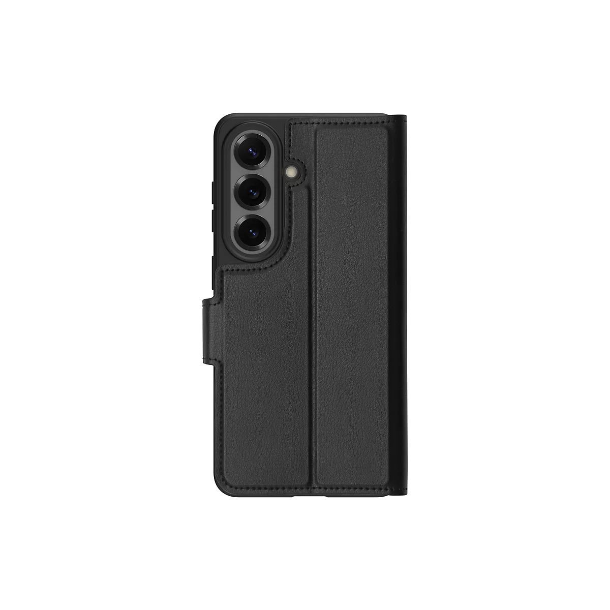 Étui de téléphone à rabat noir avec triple caméra et fermeture magnétique.