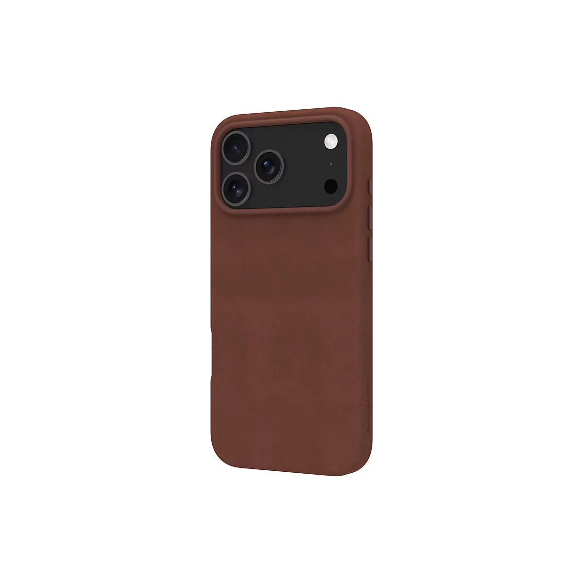 Ein braunes Smartphone-Case, auf weißem Hintergrund, mit drei Kameraobjektiven und einer Aussparung.