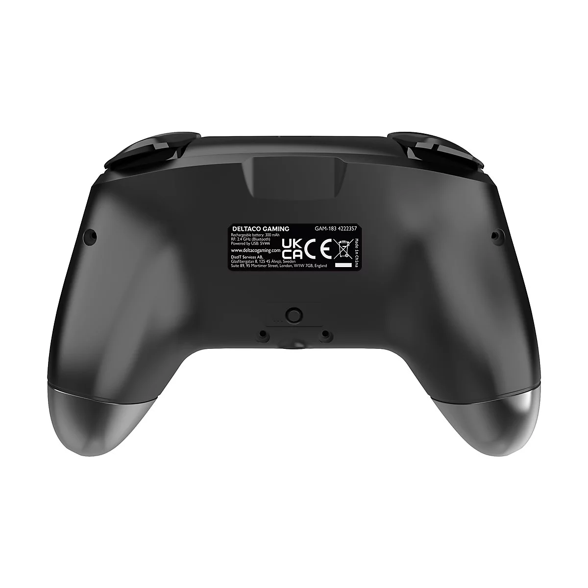 Rückseite eines schwarzen Wireless-Controllers mit Produktinformationen und Zertifizierungszeichen.