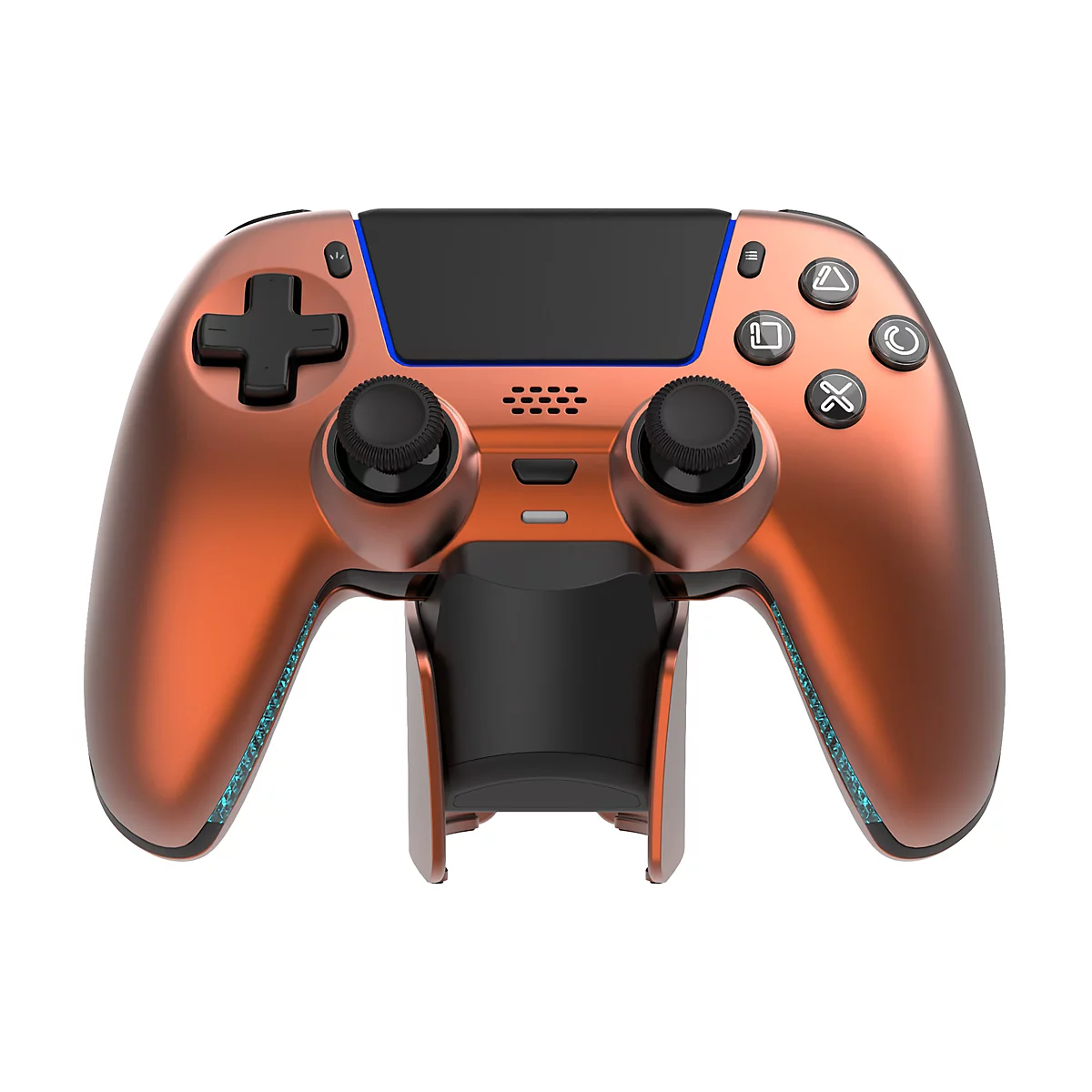 Kupferfarbener Gamecontroller auf einer passenden Ladestation vor weißem Hintergrund.