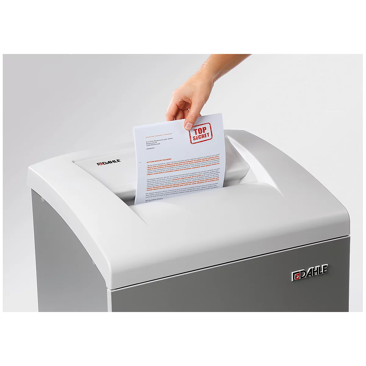 Destructeur de documents 404 AIR Dahle, découpe de morceaux 4 x 40 mm, dans armoire en bois