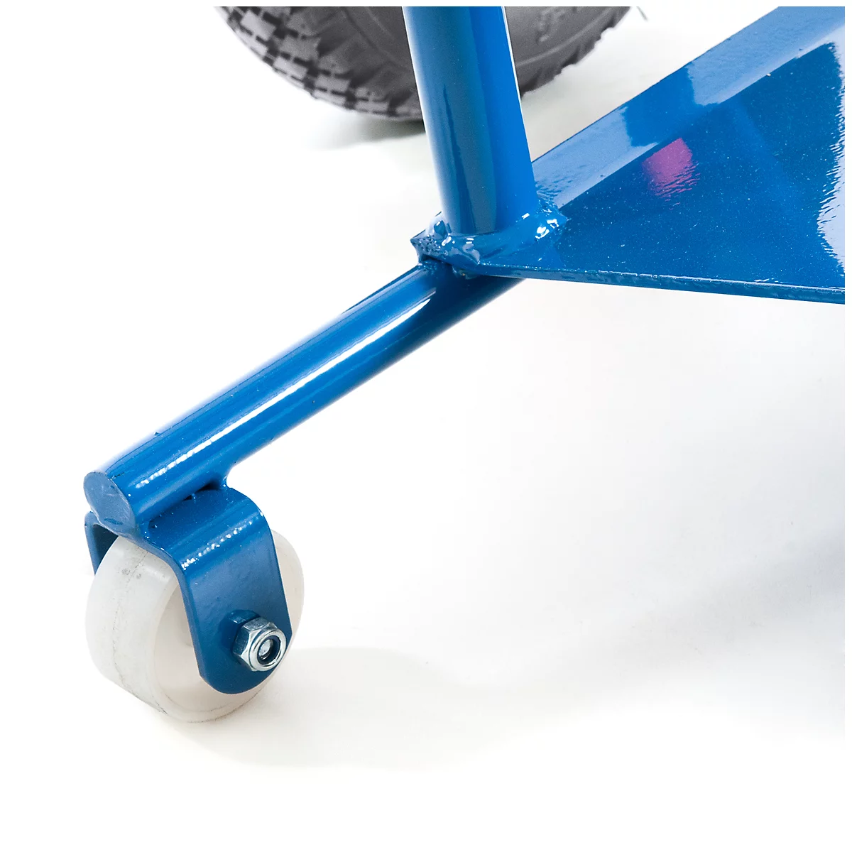 Diable pour plateaux pour transport longitudinal, pneumatiques gonflables
