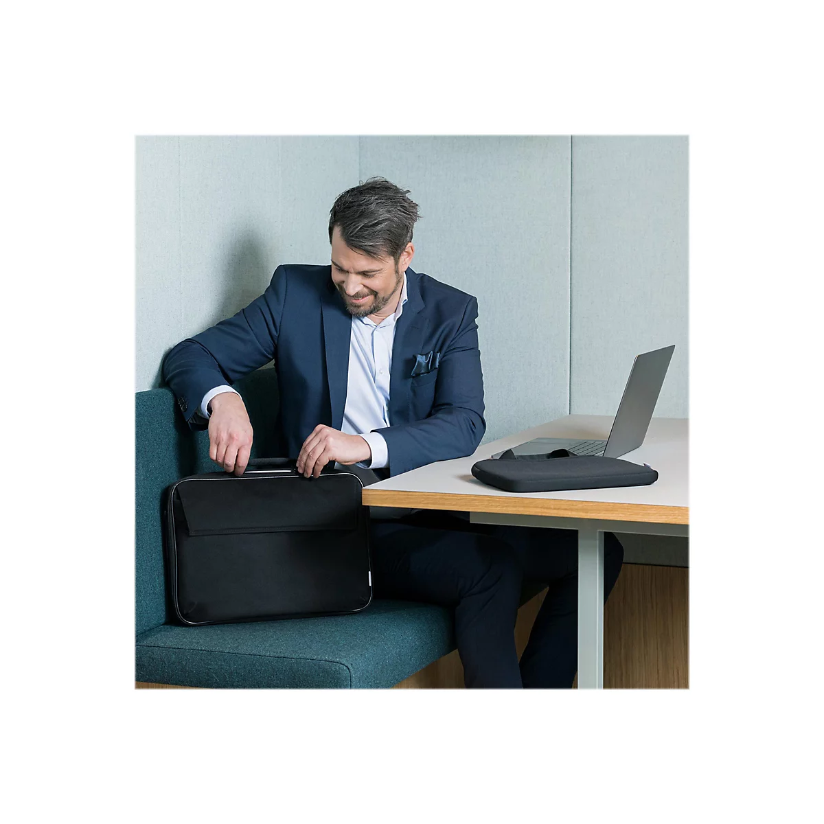 DICOTA BASE XX Clamshell - Notebook-Tasche