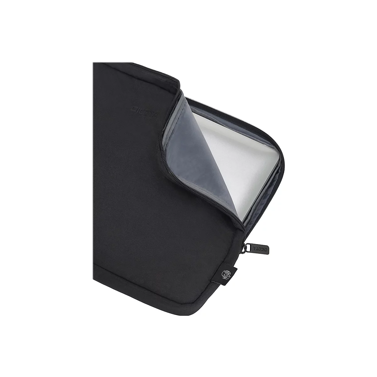 Schwarze Laptoptasche, halb geöffnet, mit Reißverschluss. Innen hellgrau, die Marke Dicota ist sichtbar.