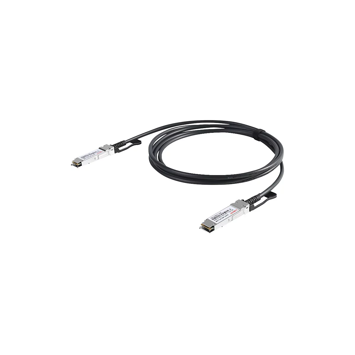 Ein schwarzes Netzwerkkabel mit Steckern an beiden Enden. Auf den Steckern sind Etiketten mit Text angebracht.