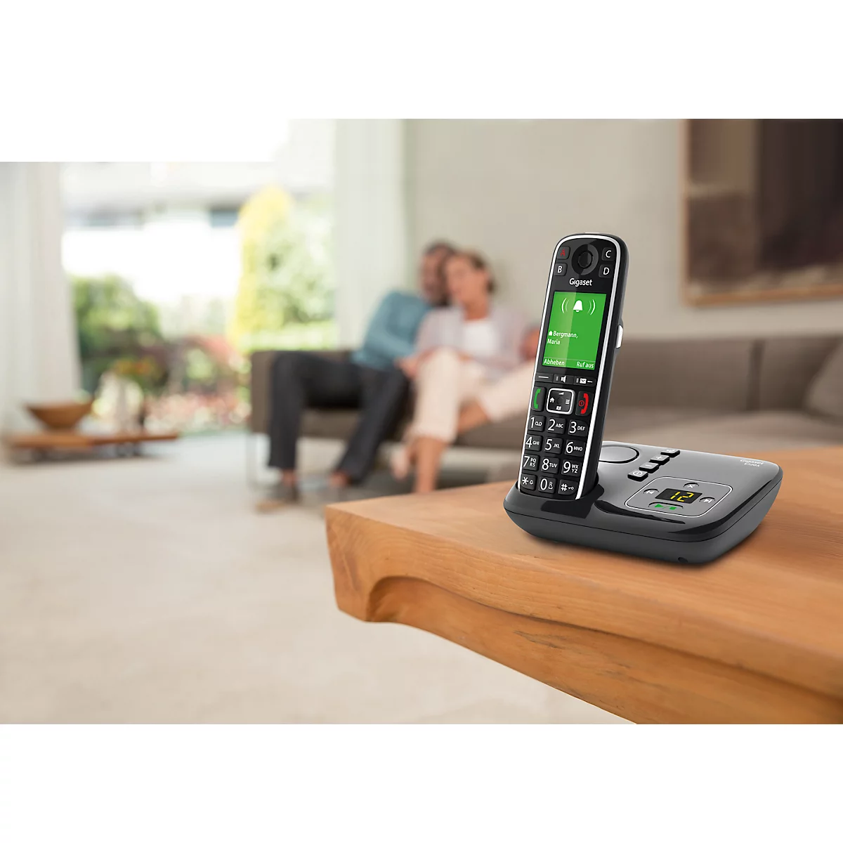 Draadloze telefoon Gigaset E720A, analoog Bluetooth, antwoordapparaat Telefoonboek, 2,2' kleurendisplay, reikwijdte tot 50/300 m, gesprekstijd tot 14 h zwart