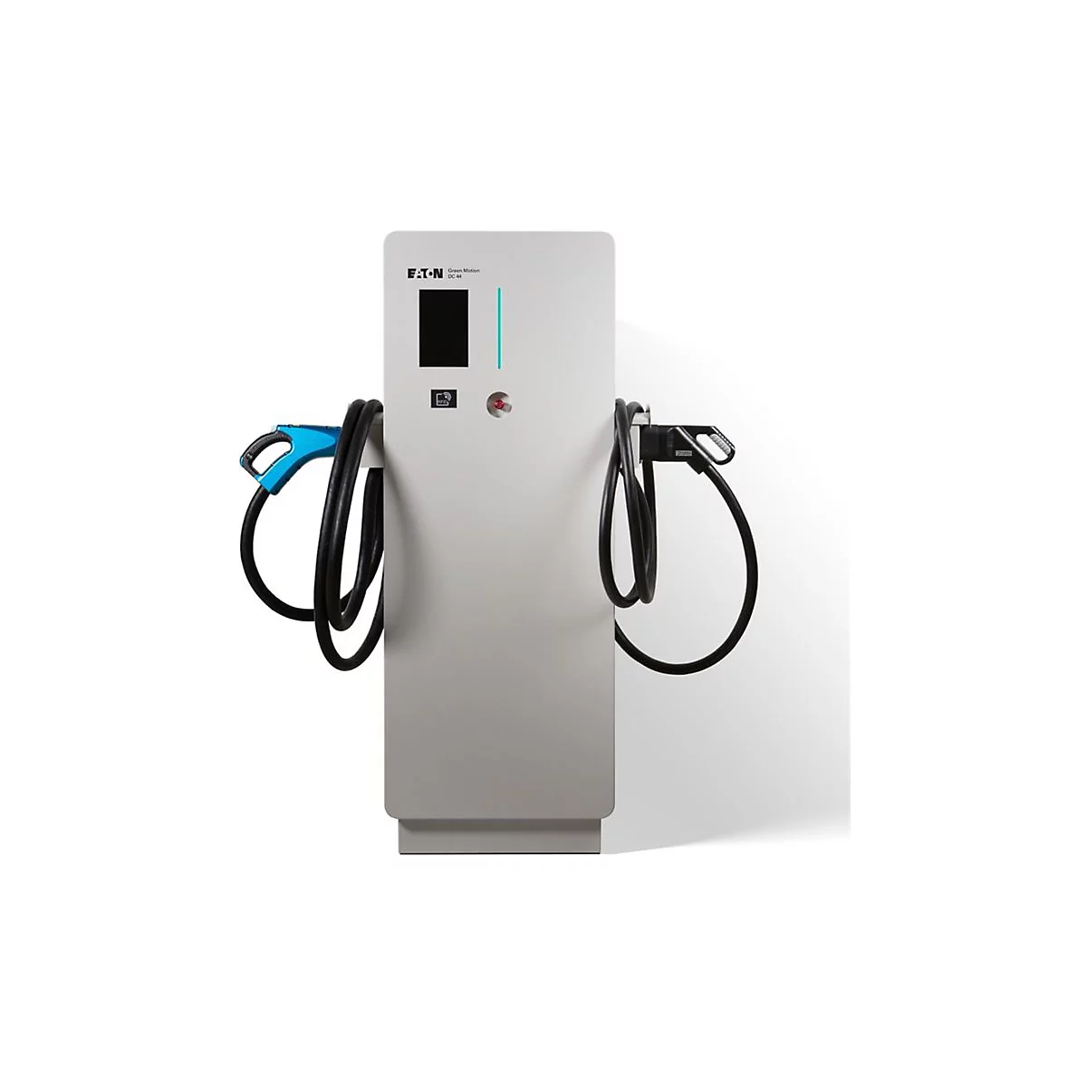 Elektroladesäule, hellgrau, mit zwei Ladekabeln, eines blau, eines schwarz. Aufschrift EATON.