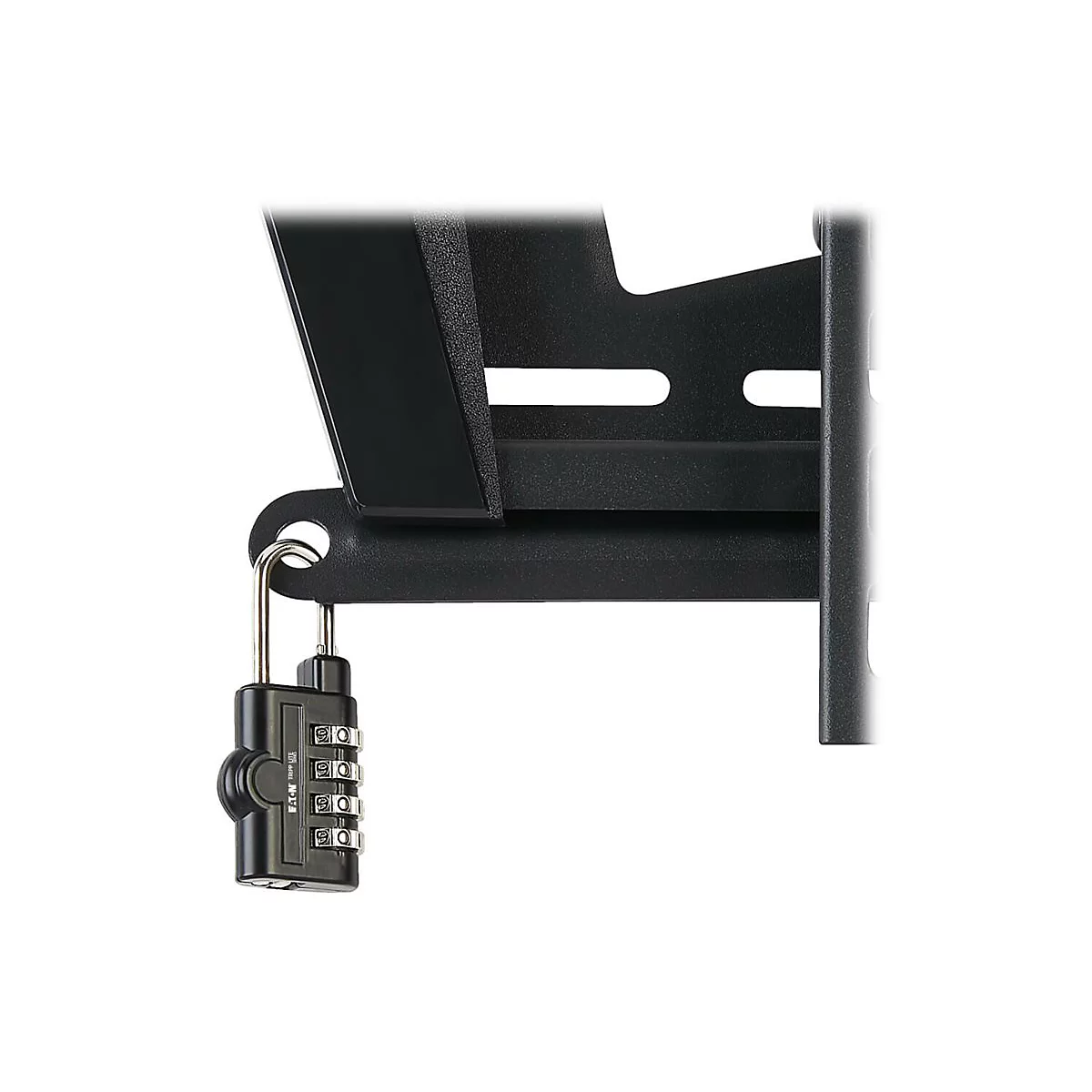 Detailaufnahme eines schwarzen Zahlenschlosses, das an einer schwarzen Halterung befestigt ist. Auf dem Schloss sind Zahlen zu sehen.