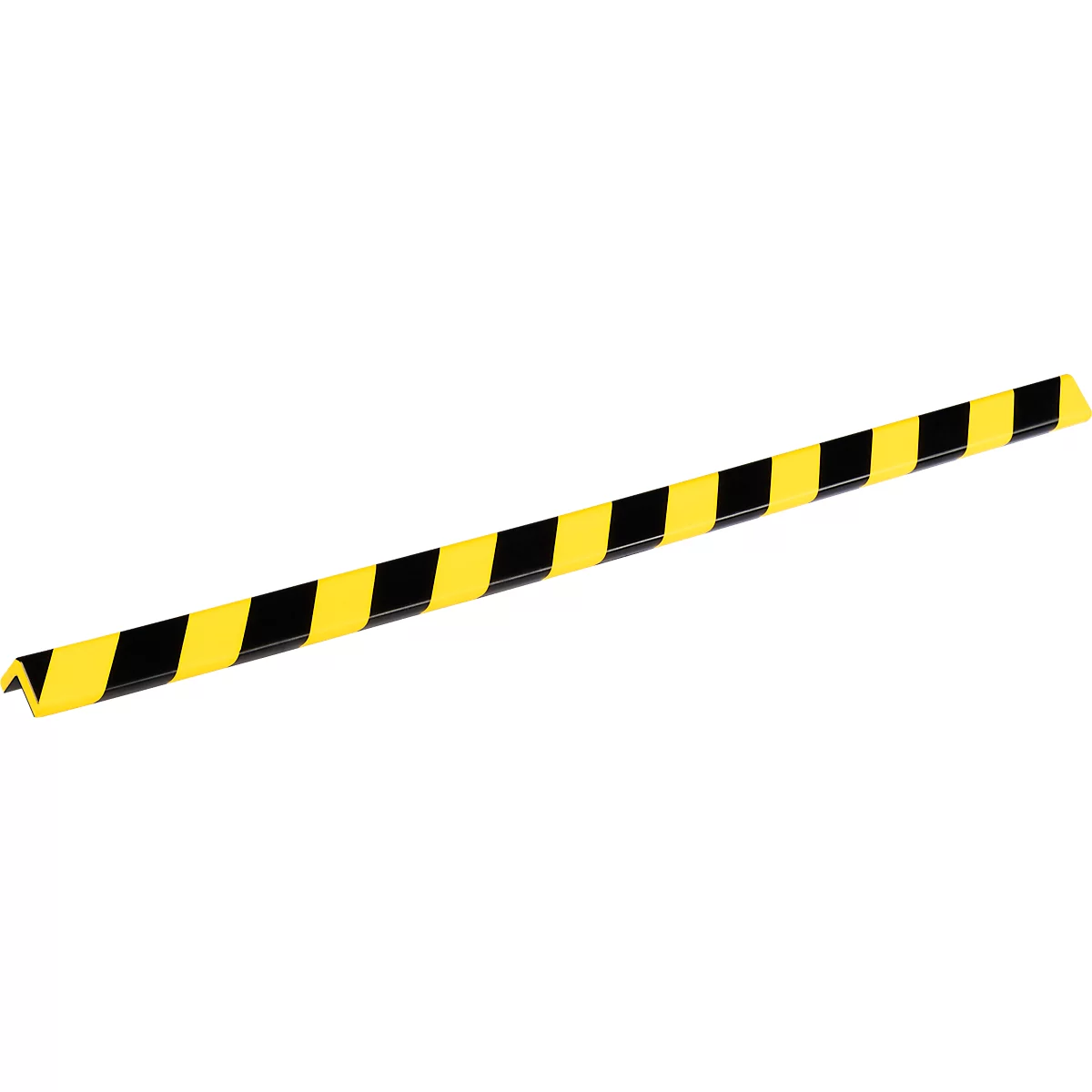 Blaue Treppe mit gelb-schwarzem Schutz an einem Pfosten. Die Treppe befindet sich in einer Lagerhalle.