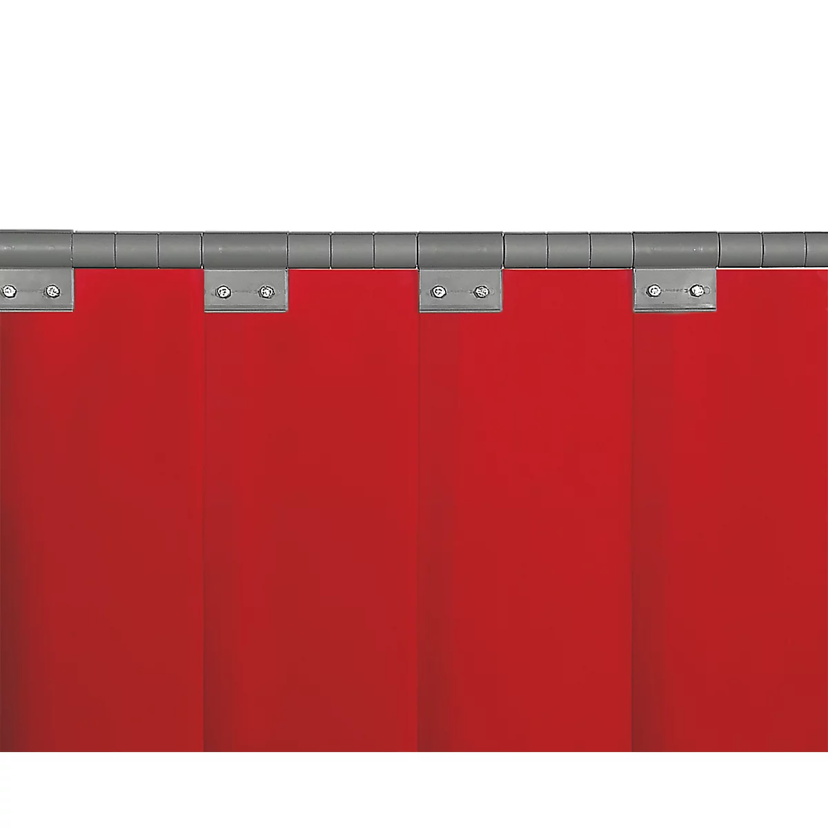 Rideaux à lanières en PVC rouge, fixés en haut avec des cintres en métal. Les rideaux descendent d'une barre métallique grise.