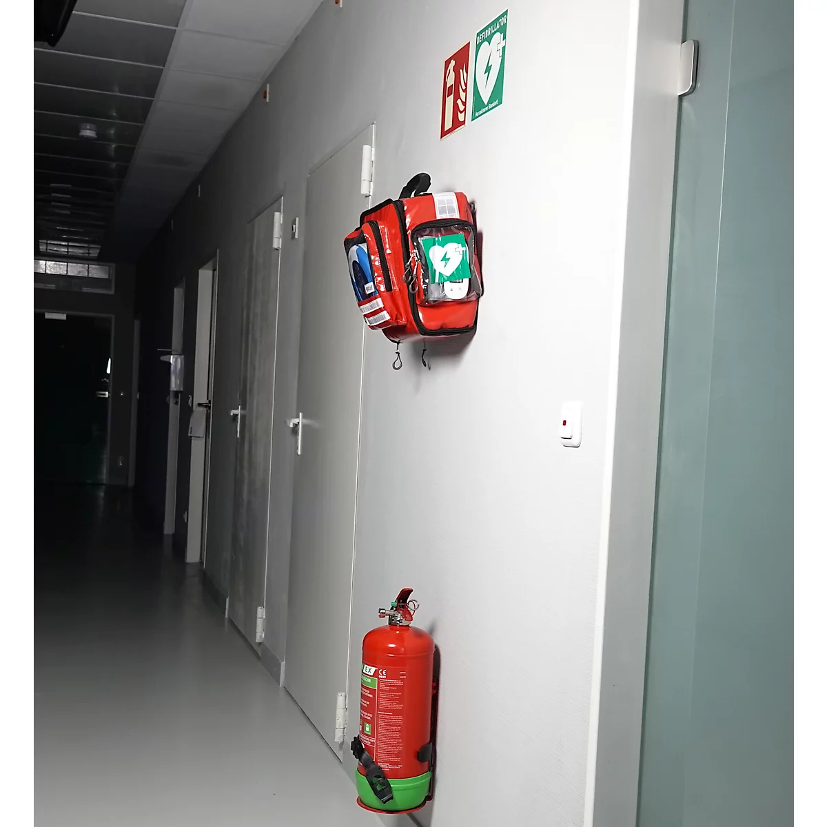 EHBO &amp; defibrillator wandtas, voor HeartSine defibrillators &amp; eerstehulpmaterialen, leeg, 8 opbergvakken, B 400 x D 250 x H 350 mm, rood
