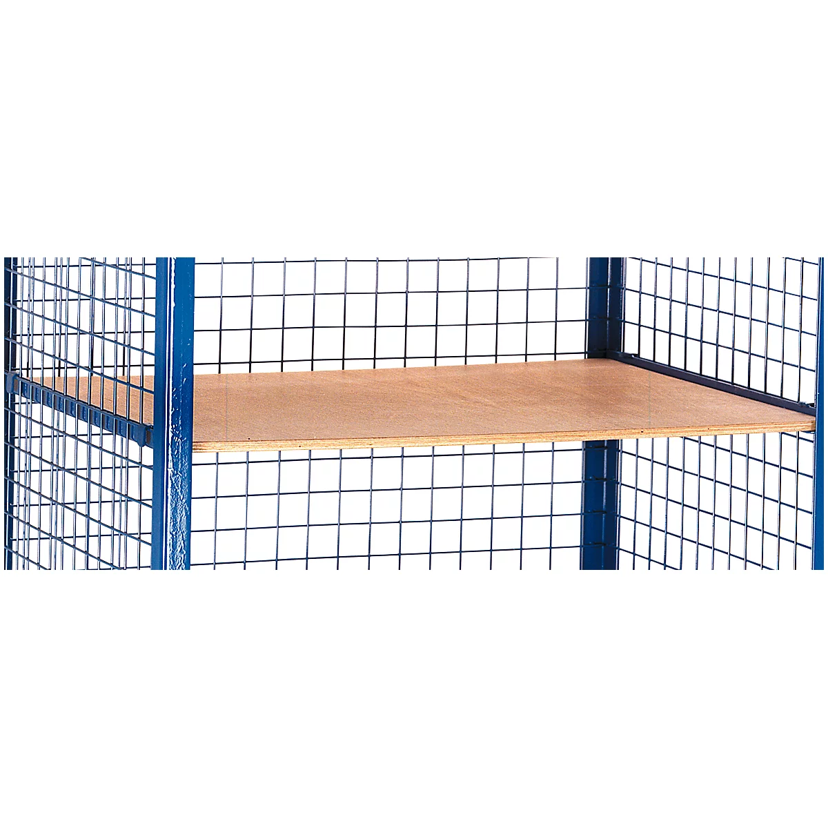 Nahaufnahme eines Regalbodens aus Holz in einem blauen Gitterregal.