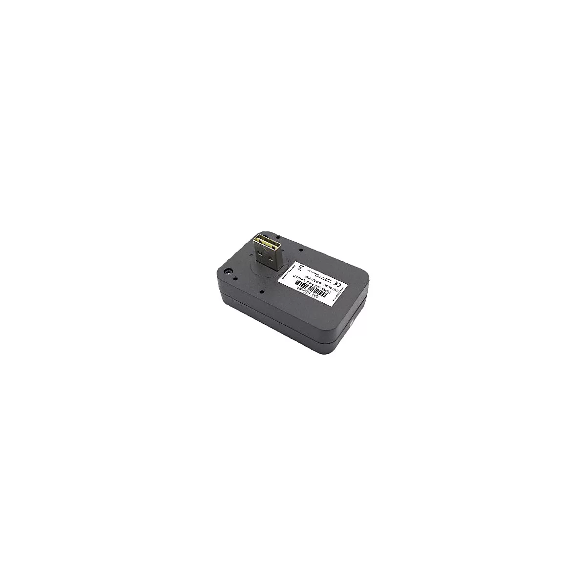 Schwarzer USB-Adapter mit einem USB-Anschluss, der nach oben zeigt. Aufkleber mit Text und Barcode.