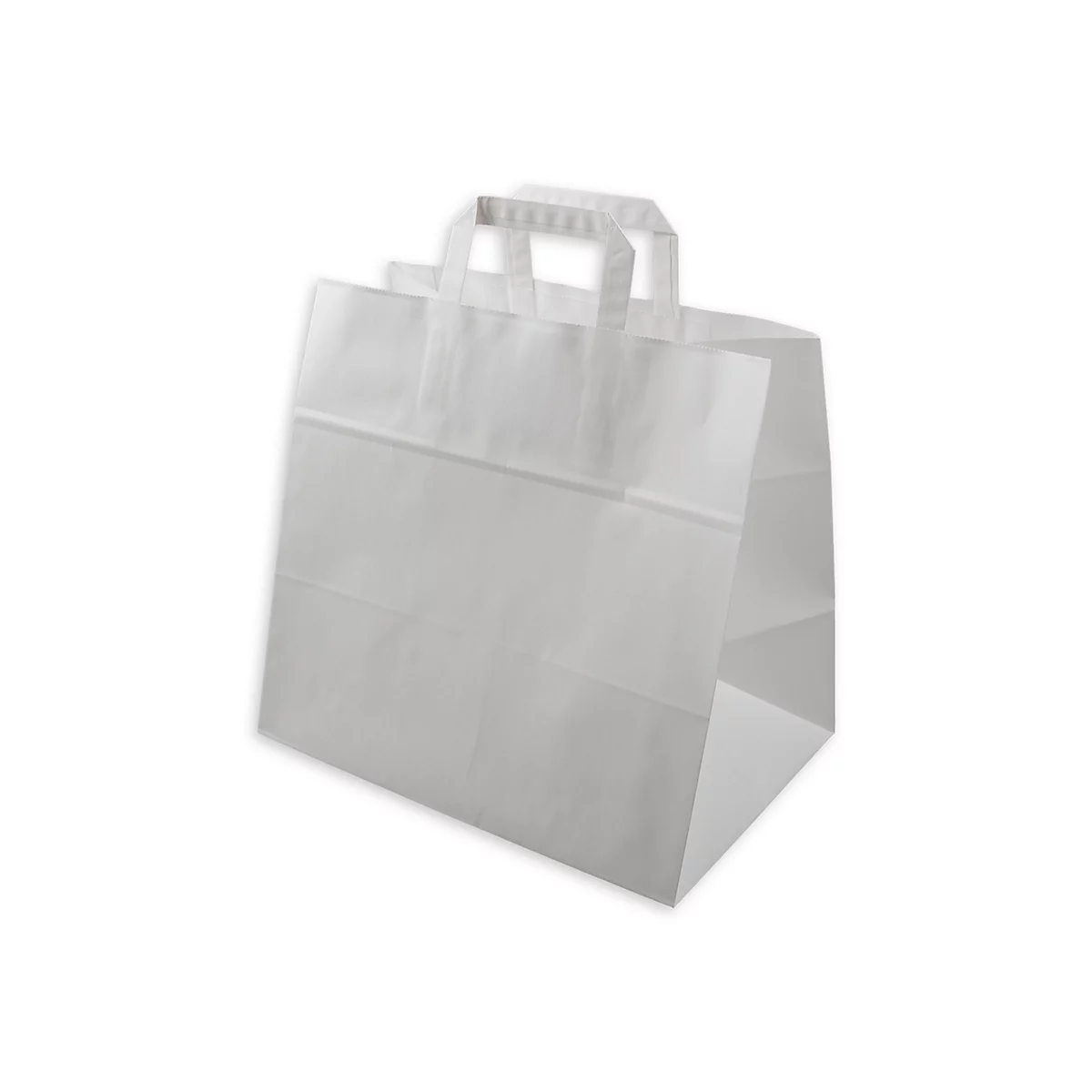Sac en papier blanc avec poignées sur fond blanc. Le sac est légèrement incliné.