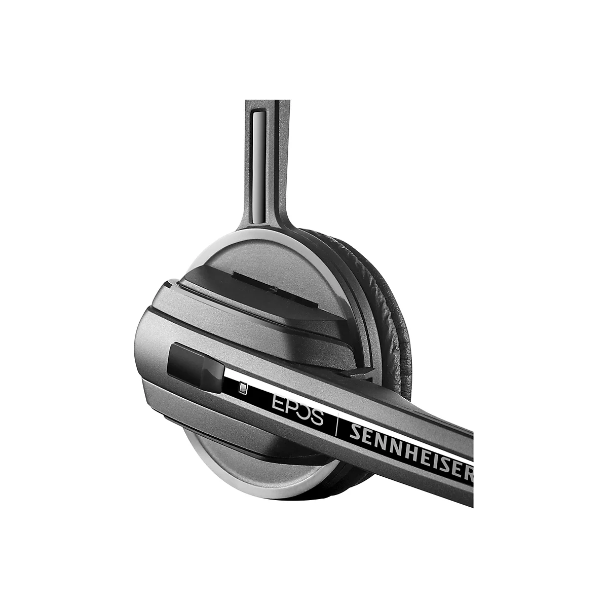 Graues Headset mit Ohrmuschel und Mikrofonarm, die Marke Sennheiser ist zu sehen.