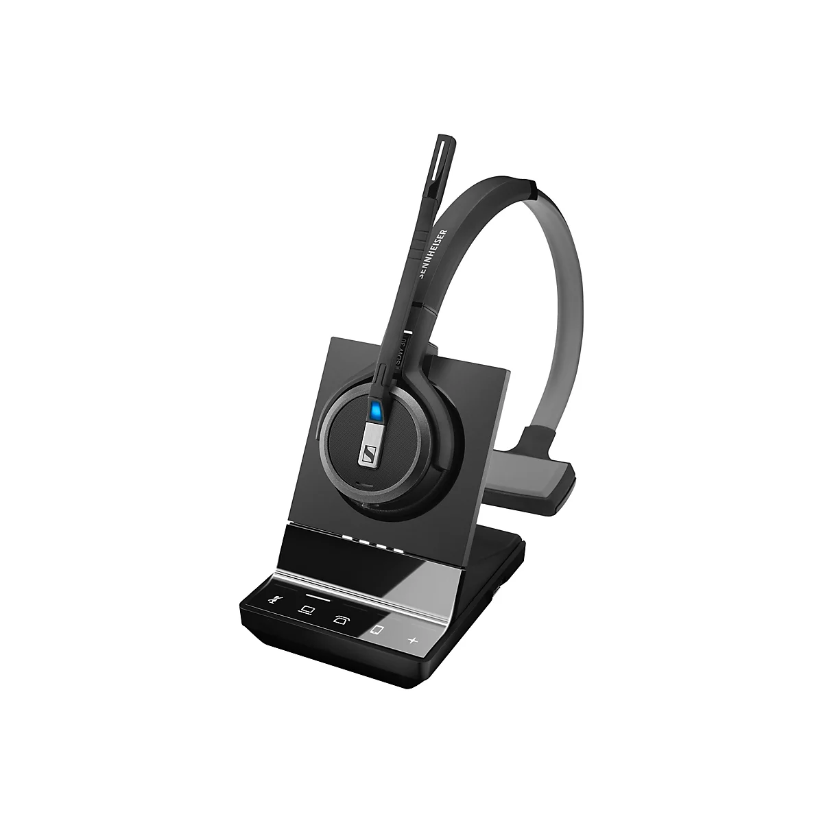 Drahtloses Headset in Schwarz auf Ladestation mit Bedienfeld. Das Headset hat einen verstellbaren Bügel, Mikrofon und Ohrmuschel mit Logo.