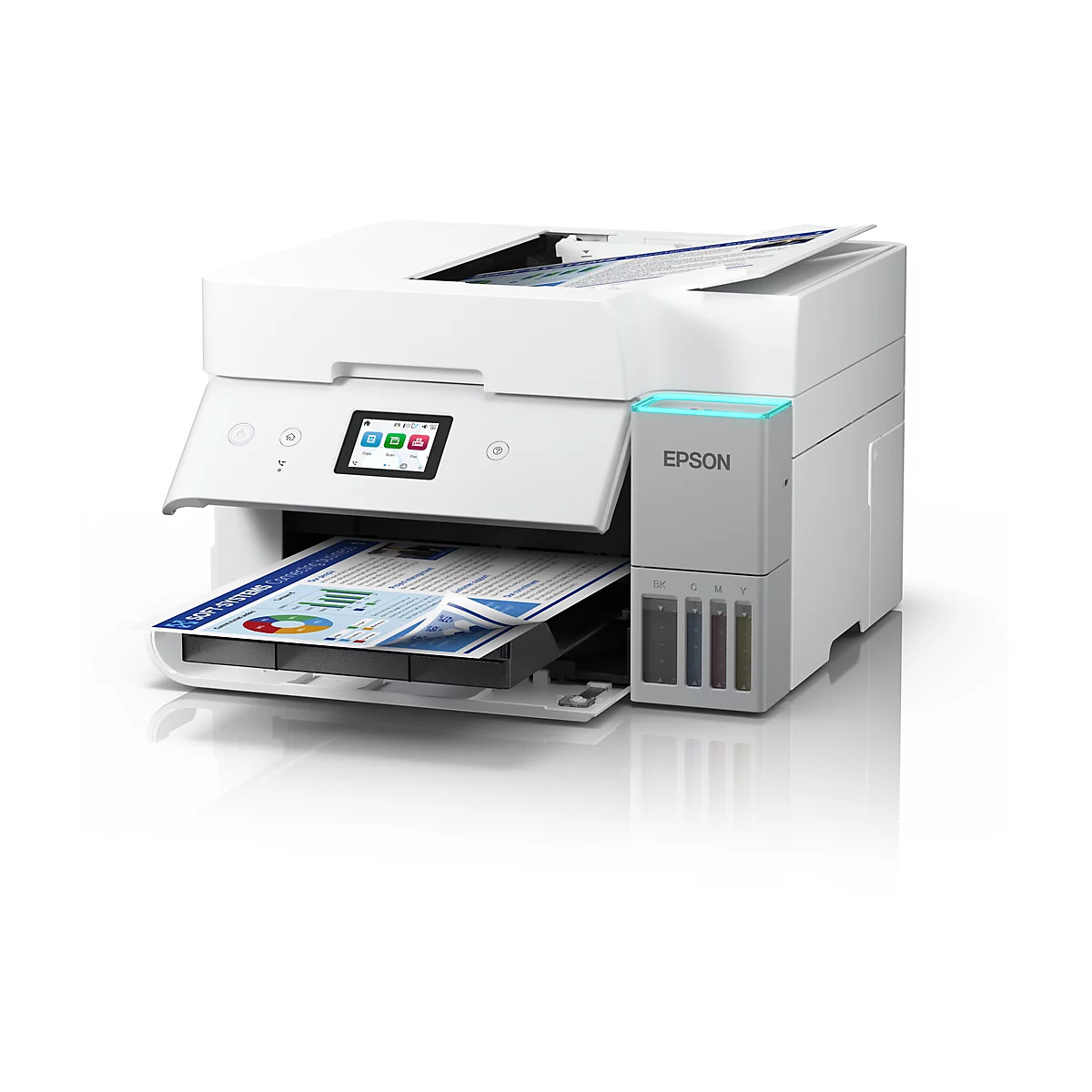 Ein weißer Epson-Multifunktionsdrucker. Auf einem Papierausdruck sind Diagramme zu sehen. Der Drucker zeigt das Epson-Logo und Tintenbehälter.
