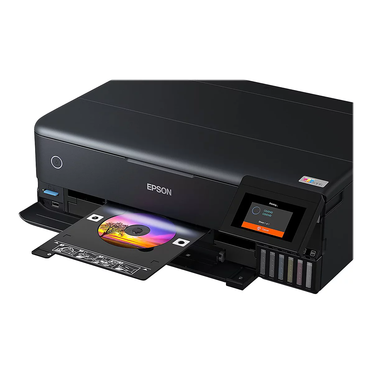 Schwarzer Epson EcoTank Drucker bedruckt eine CD mit einem farbenfrohen Sonnenuntergangsbild.