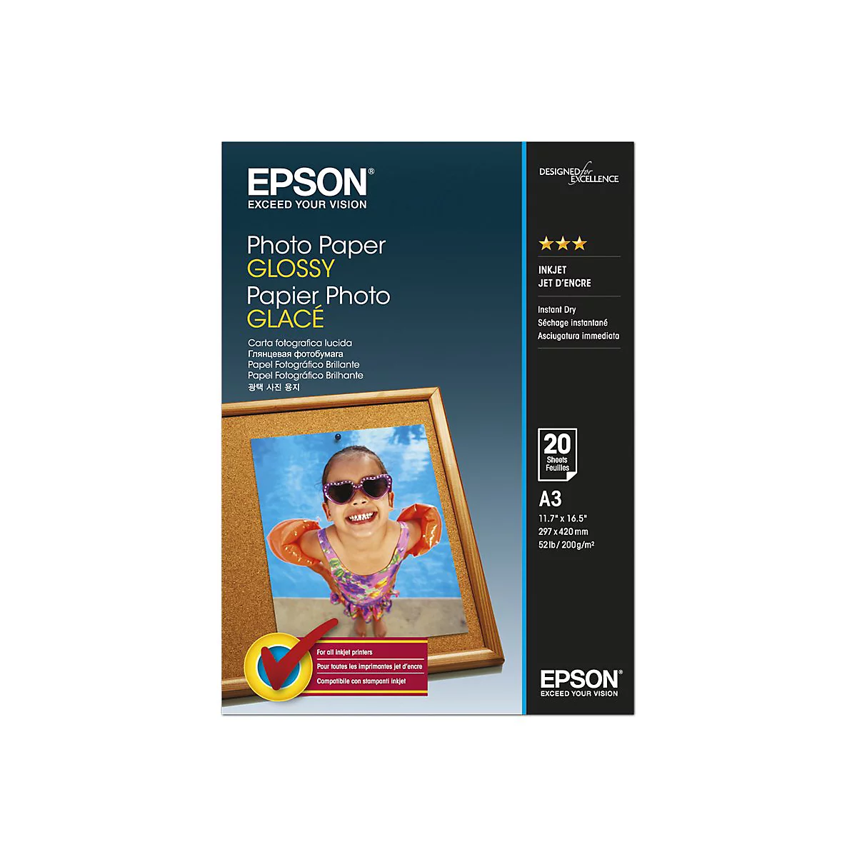 Epson Hochglanz-Fotopapier A3, 20 Blatt, mit einem Foto eines fröhlichen Kindes mit Schwimmflügeln auf einer Pinnwand.