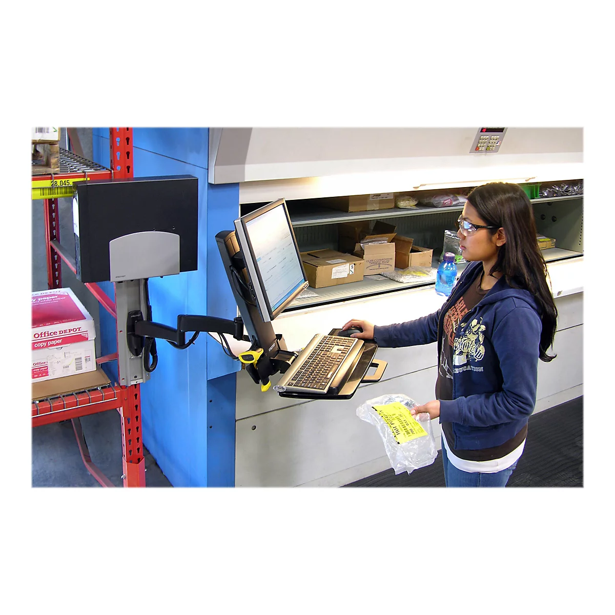 Ergotron 200 Series - Befestigungskit (Gelenkarm, Tastaturablage mit linker/rechter Mausablage, Barcode-Scanner-Halter) - für LCD-Display / PC-Ausrüstung - Stahl - Schwarz - Bildschirmgröße: bis zu 61 cm (bis zu 24 Zoll)