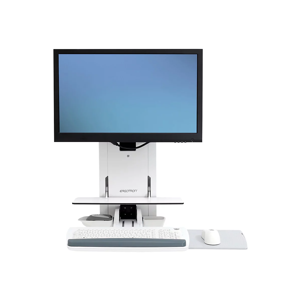 Un poste de travail pour moniteur blanc, réglable en hauteur, avec moniteur, clavier, souris et accessoires sur fond blanc. L'écran affiche un dégradé de bleu.
