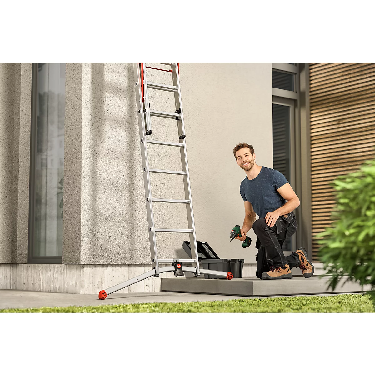 Escalera polivalente Hailo S100 ProfiLOT, EN 131, sistema LOT, hasta 150 kg, varias versiones