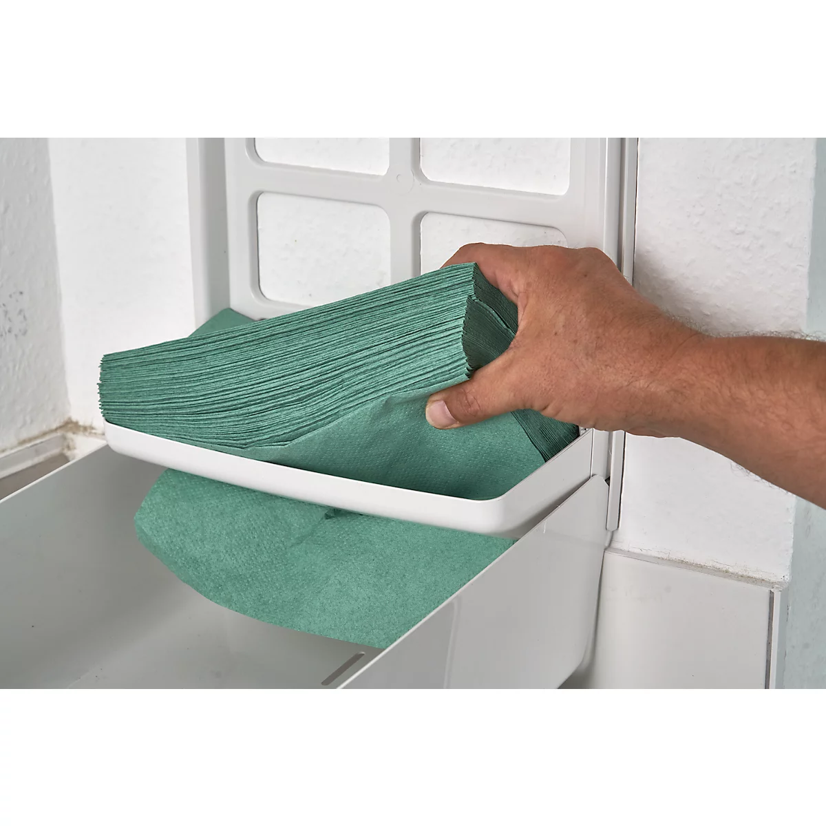 Essuie-mains Schäfer Shop Pure - L 250 x l. 230 mm - pliage zigzag - 1 épaisseur - 5000 feuilles - vert
