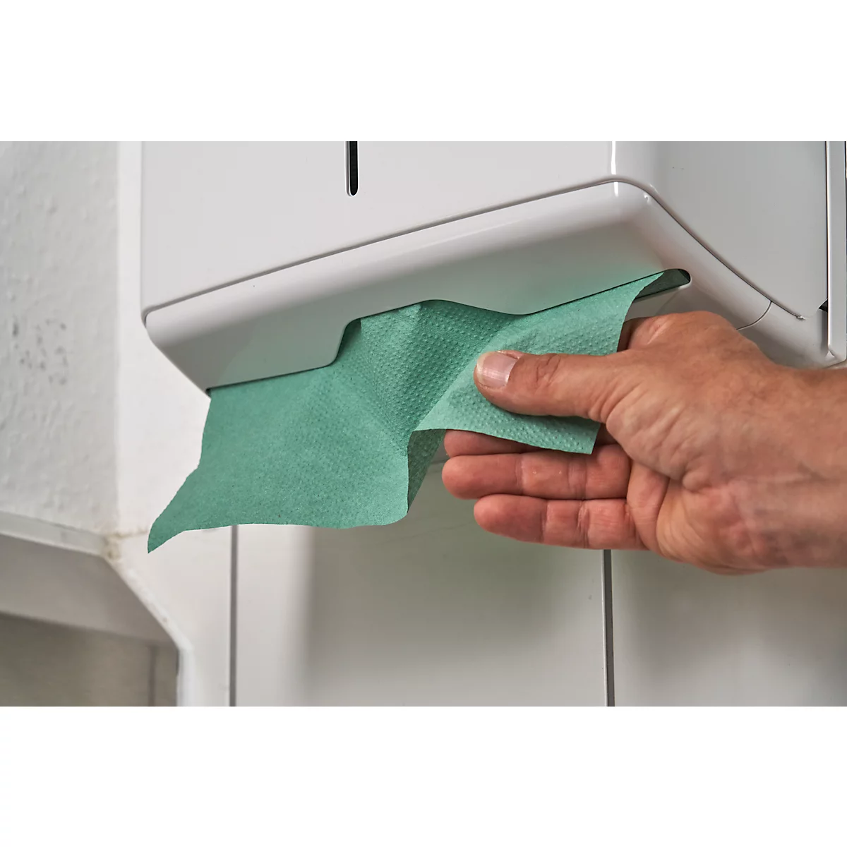 Essuie-mains Schäfer Shop Pure - L 250 x l. 230 mm - pliage zigzag - 1 épaisseur - 5000 feuilles - vert
