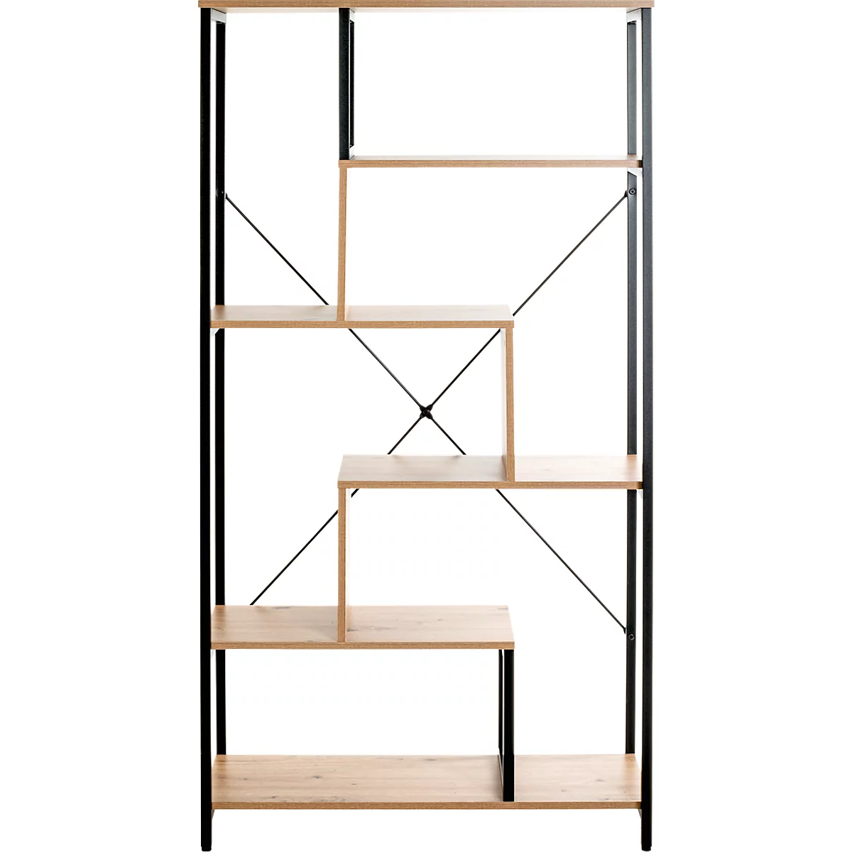 Une étagère de couleur claire avec des cadres en métal noir et des étagères en bois disposées en marches. Un design minimaliste.
