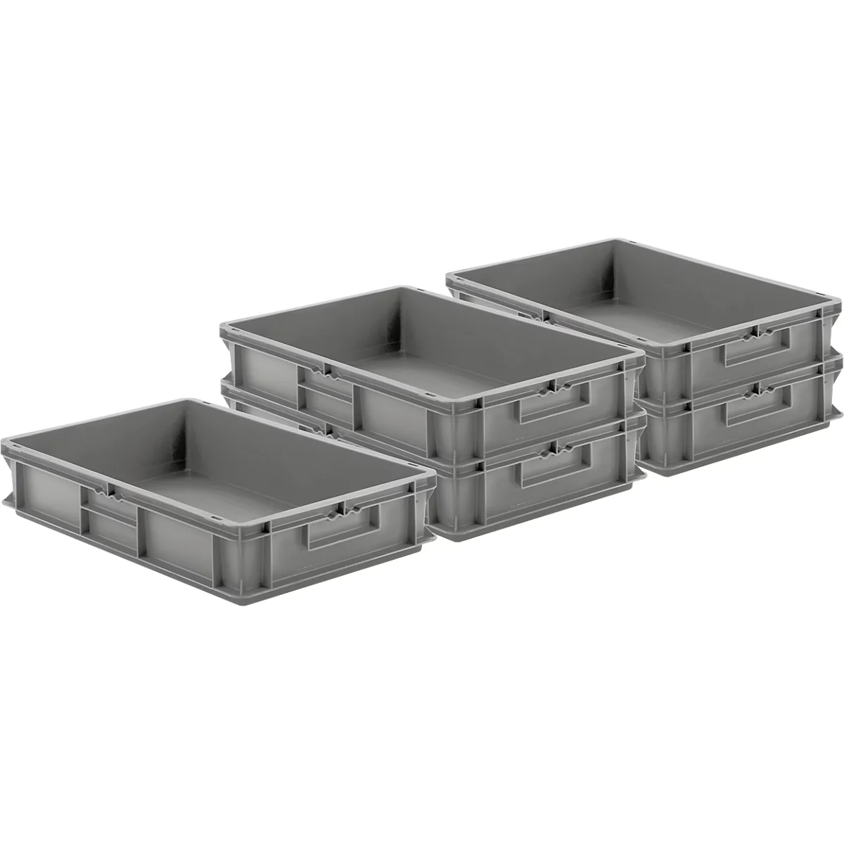 Boîtes en plastique grises empilées. Elles sont rectangulaires et ont des poignées.