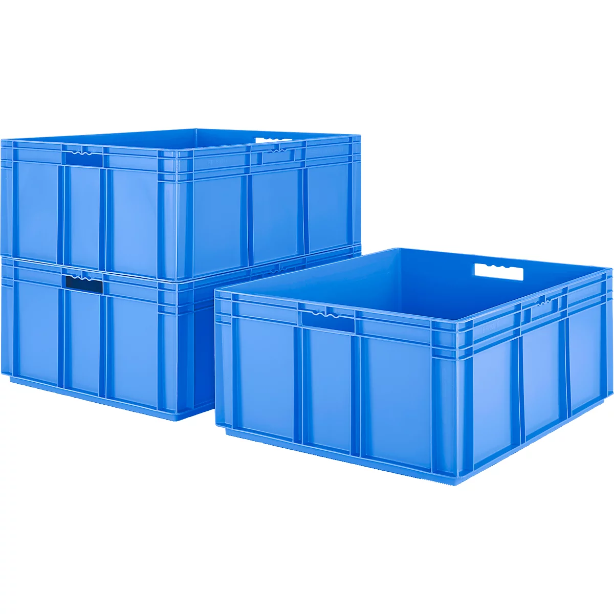 Caisses en plastique bleu clair, une empilée, l'autre à côté.
