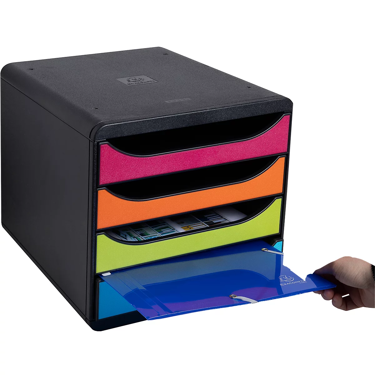 Zwarte documentenstapel met lades in verschillende kleuren, een hand trekt een blauwe lade uit.