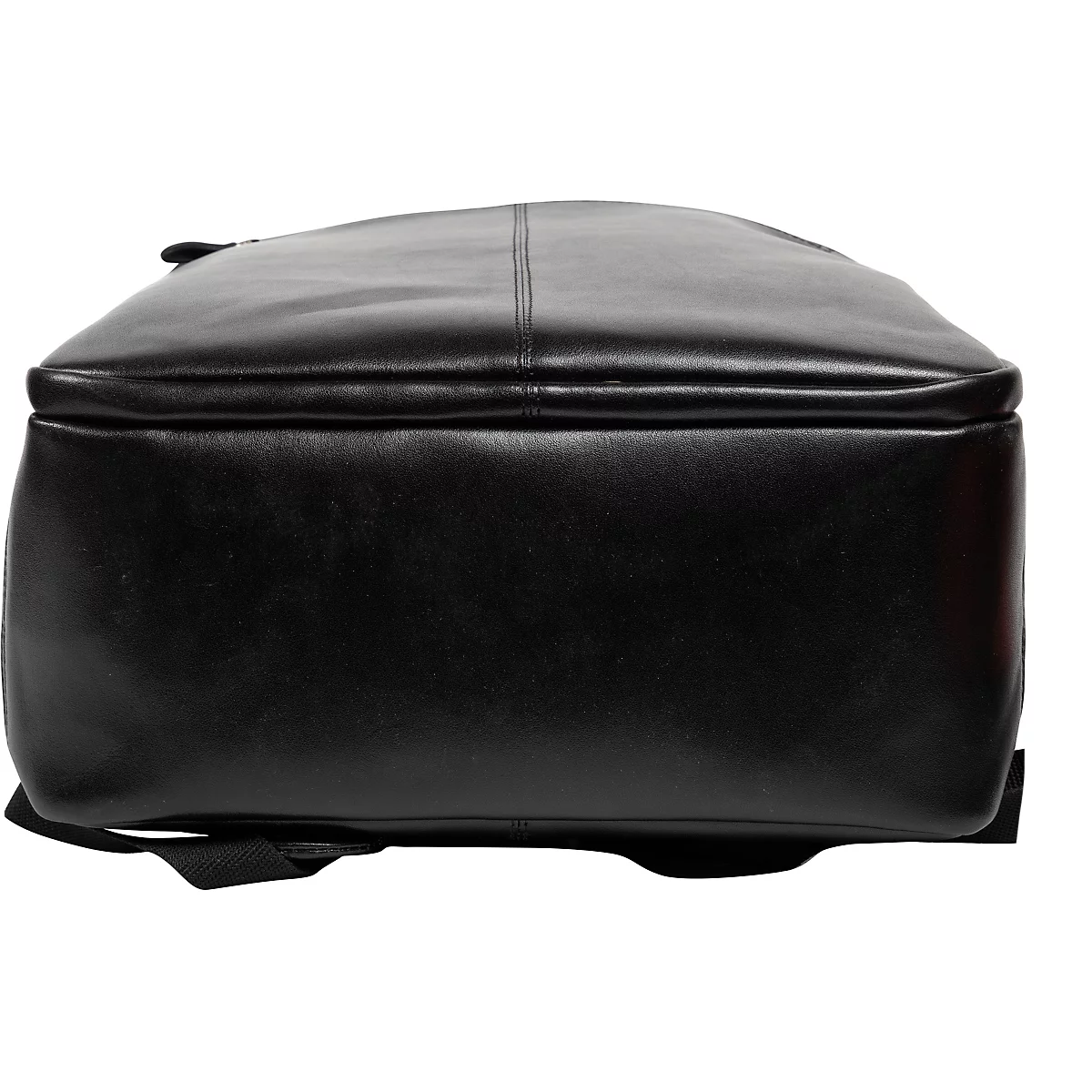 Schwarzer Lederrucksack, der von unten betrachtet wird.