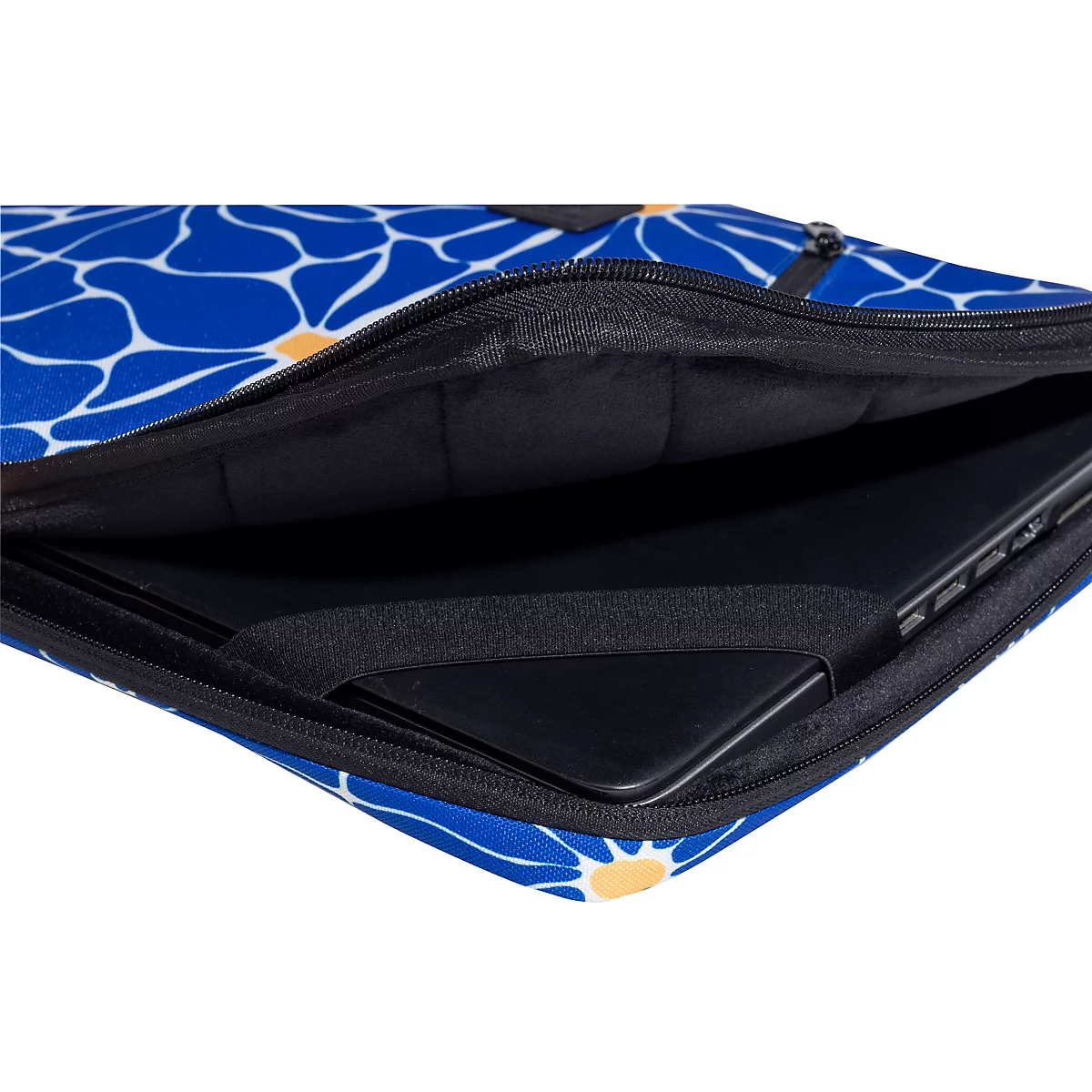 Housse d'ordinateur portable bleue avec des motifs floraux blancs et jaunes, à l'intérieur un ordinateur portable noir.