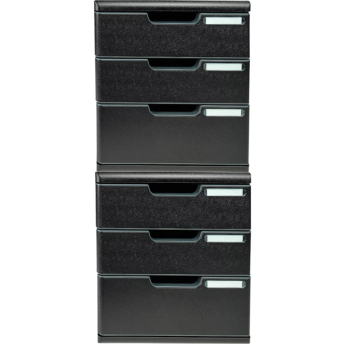Zwarte ladekast met zes laden. Elke lade heeft een handvat en een label. De achtergrond is wit.