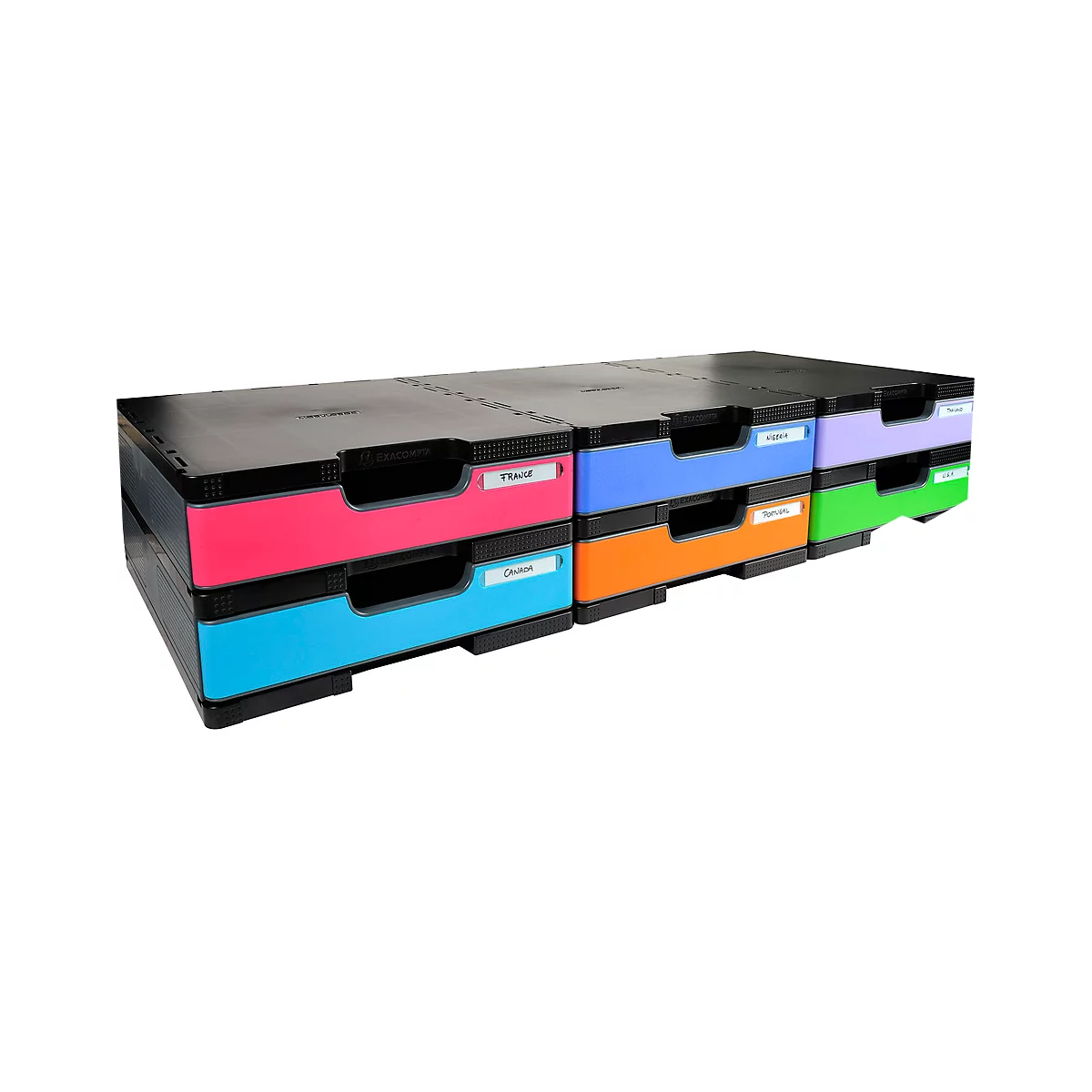 Pile de tiroirs multicolores avec des étiquettes. Les tiroirs sont turquoise, rose, bleu, orange, violet et vert.