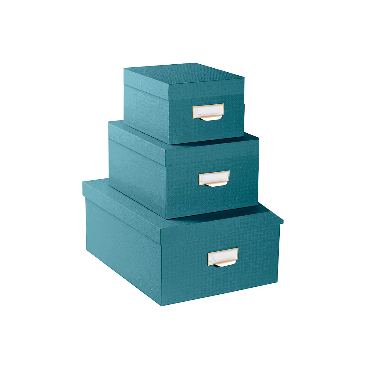 Trois boîtes de rangement turquoise, empilées ; chacune avec une étiquette de poignée.