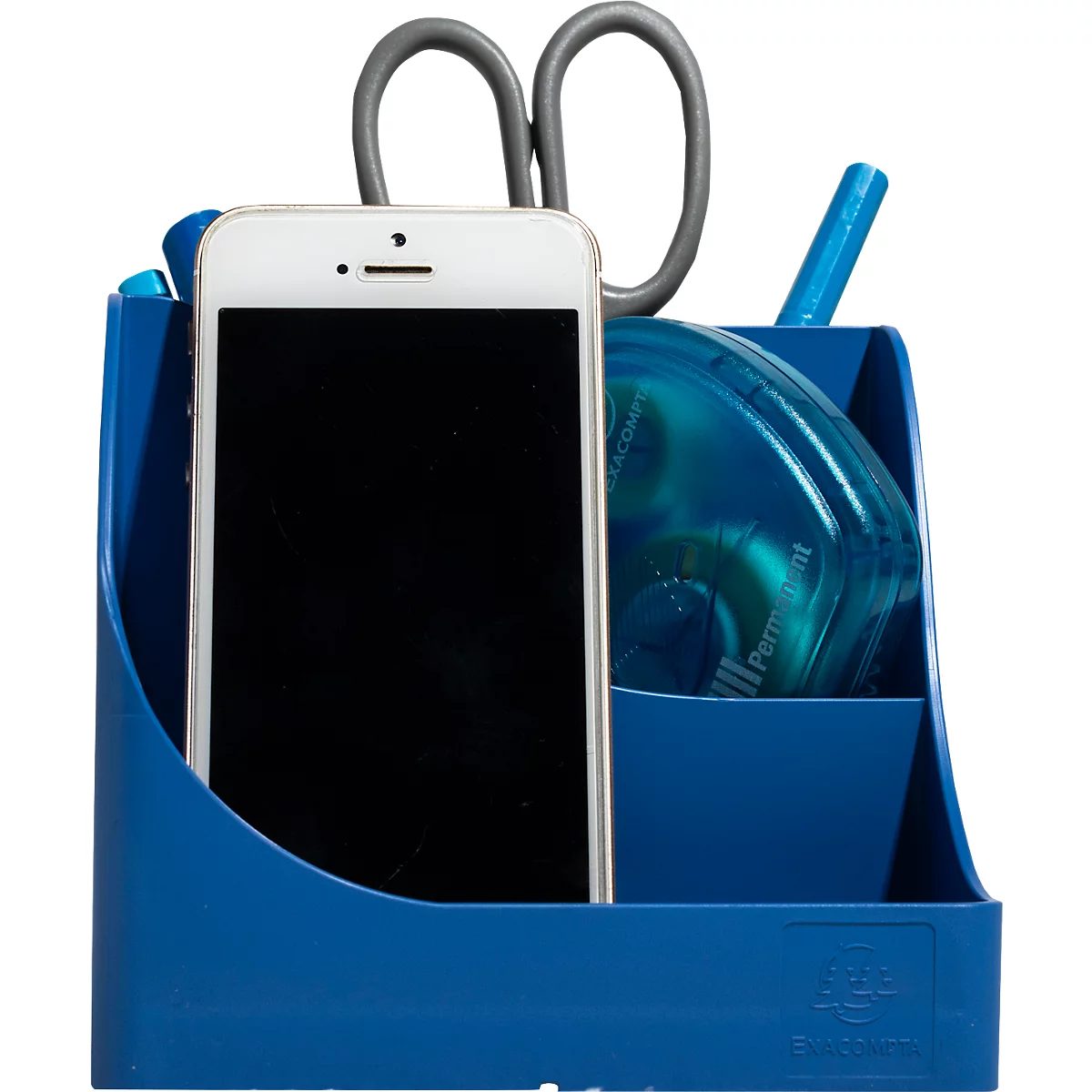 Blauer Stifthalter mit Stift, Schere, Klebeband und Smartphone.