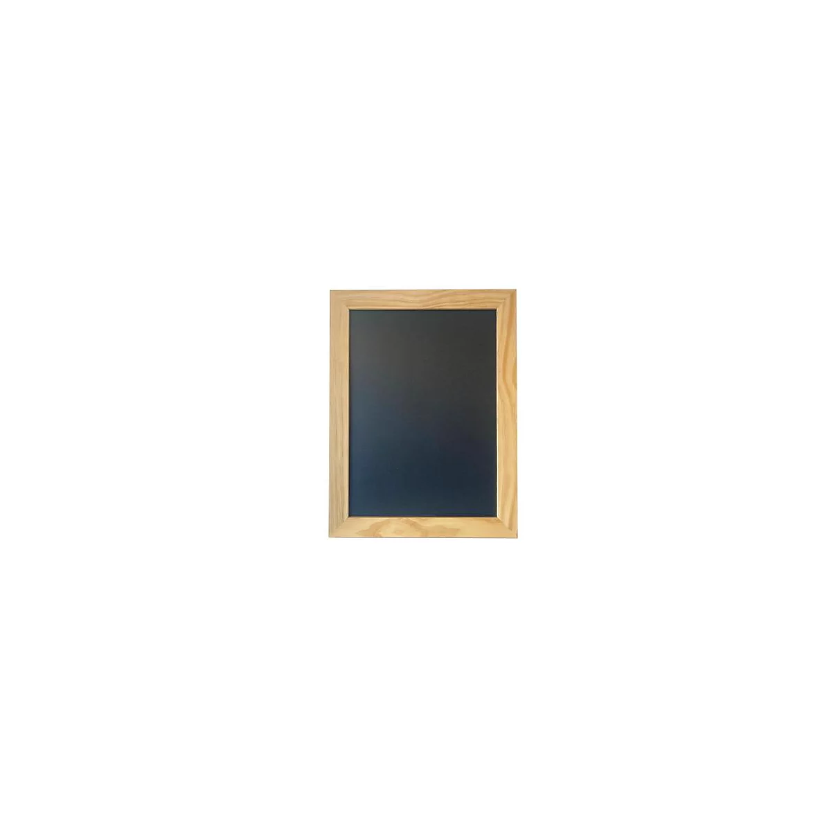 Tableau rectangulaire avec cadre en bois sur fond blanc. Le tableau est noir, le cadre brun clair.