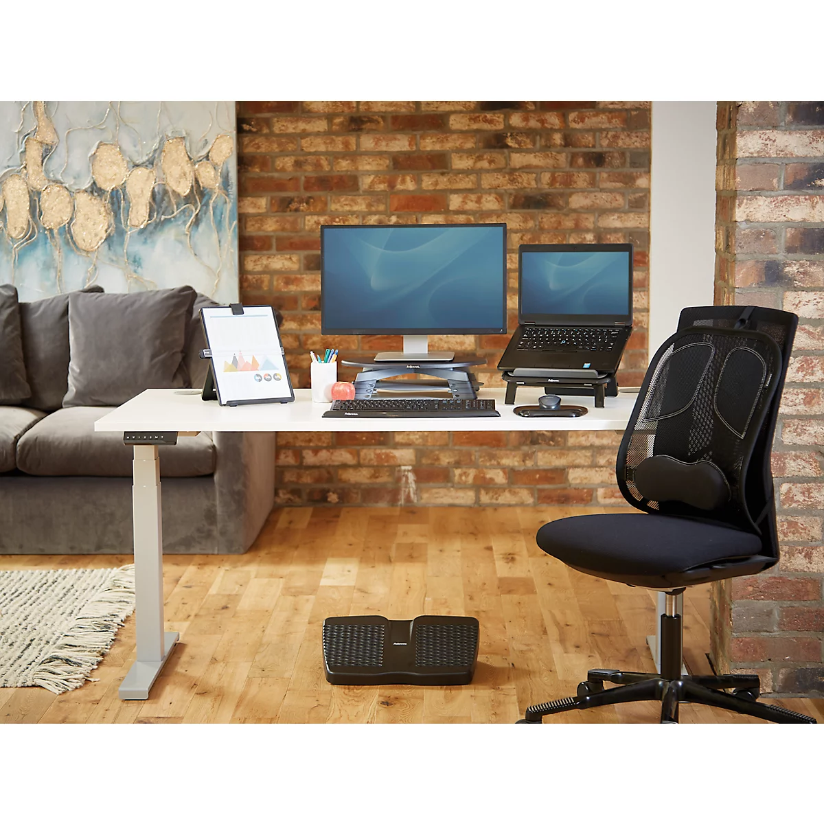 Fellowes I-Spire™ Quick Lift laptopstandaard, voor laptops tot 17″ en tot 4,5 kg, 7-staps handmatige hoogte- en hoekverstelling, opvouwbaar, zwart.